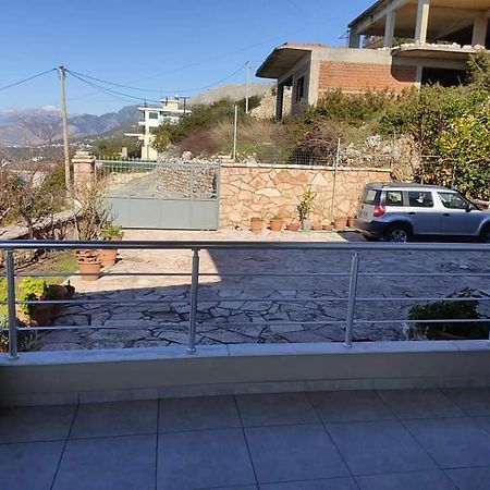View Apartment Lukove Exterior photo